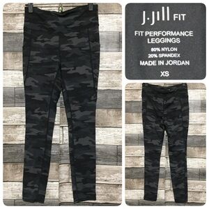 J Jill Fit Performance Leggings Camo Crop Women’s XS Black Gray (Inseam 25)